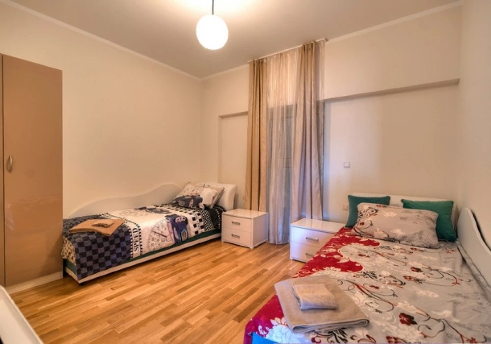 Stan na prodaju 3 собе, 125 m². Budva. 