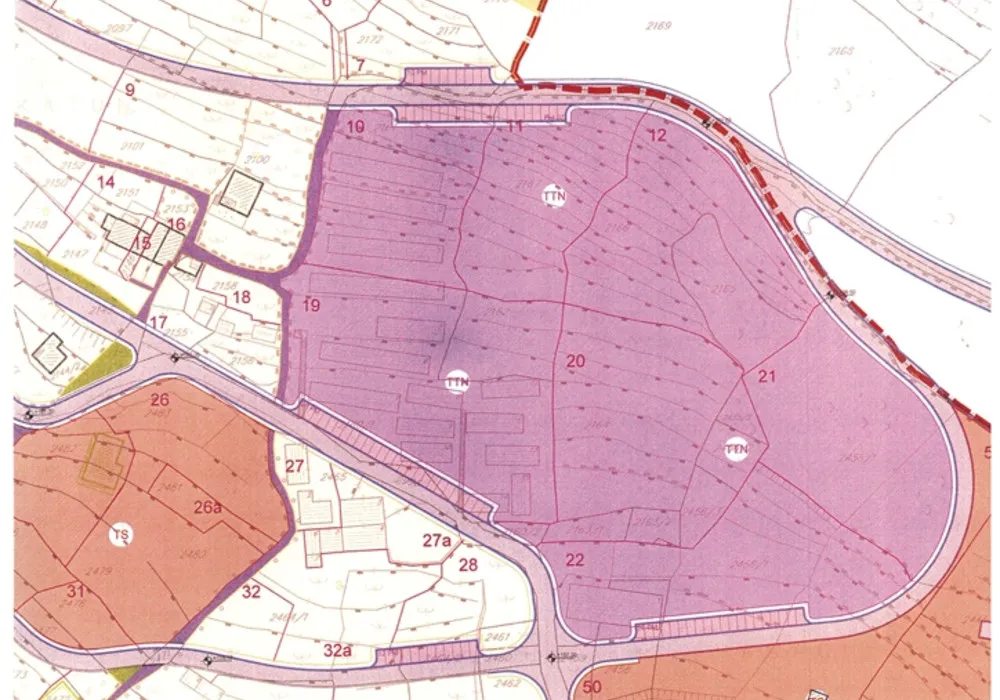 Zemljište na prodaju za stambenu izgradnju 2910 m². Rezevici. 