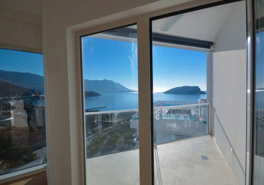 Apartments for sale 2 rooms, 104 m². Budva. 