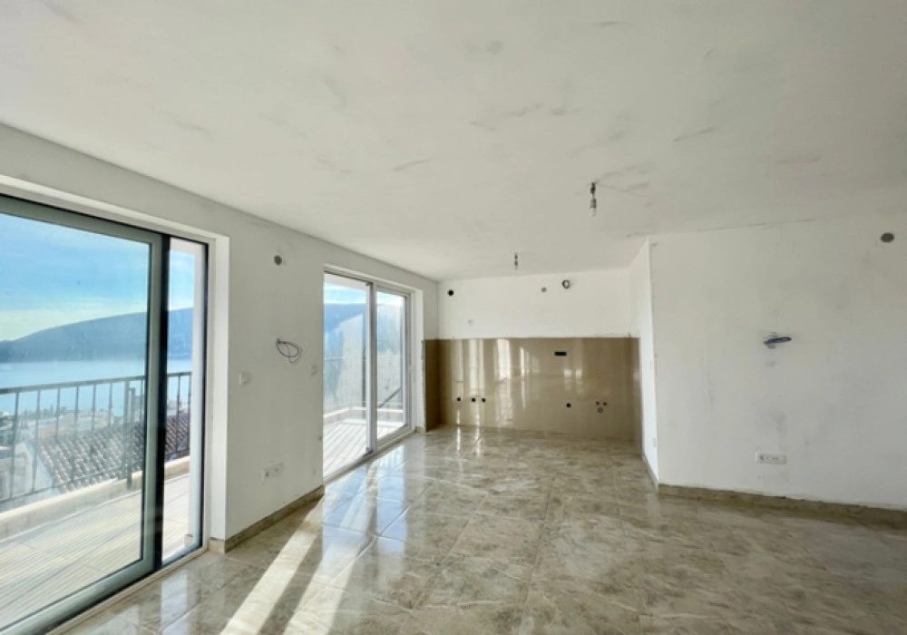 Apartments for sale 2 rooms, 80 m². Herceg Novi. 