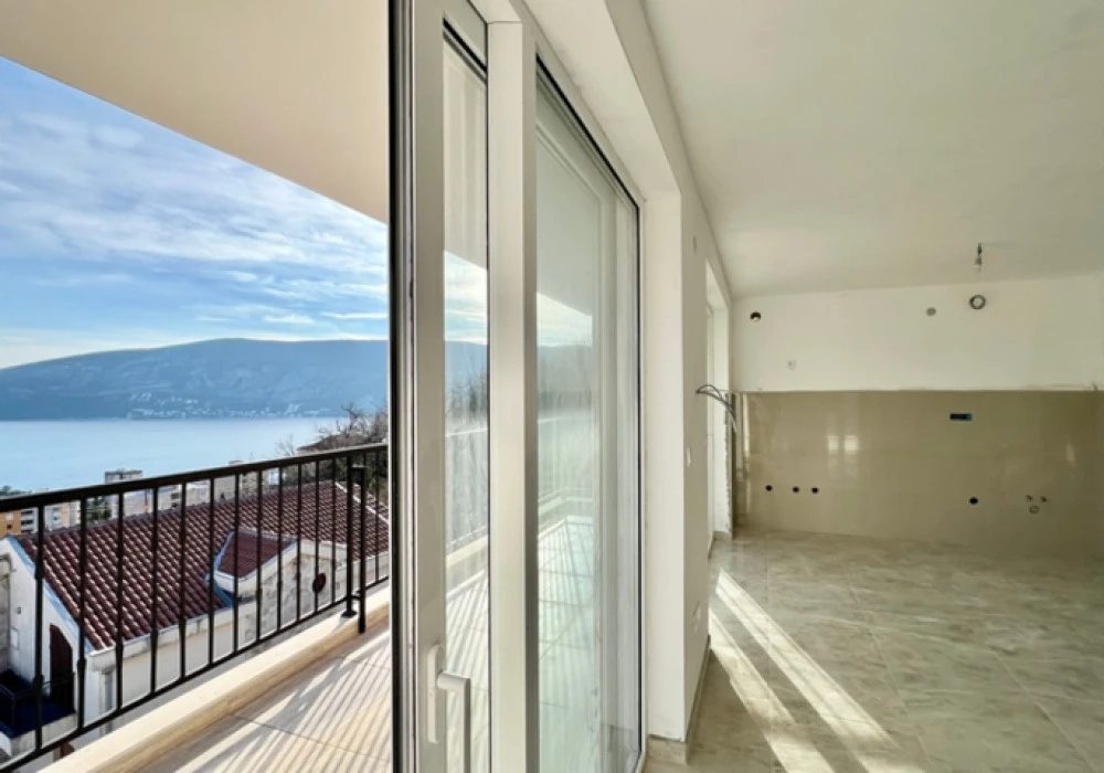 Stan na prodaju 2 собе, 80 m². Herceg Novi. 