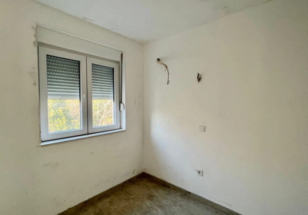 Apartments for sale 2 rooms, 80 m². Herceg Novi. 