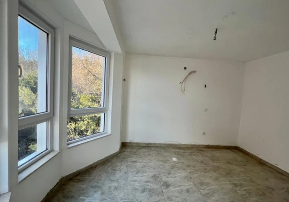 Kuća na prodaju 6 соба, 380 m². Herceg Novi. 