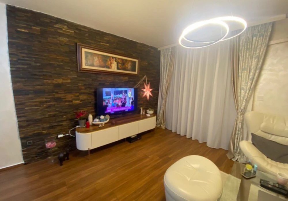 Apartments for sale 2 rooms, 76 m². Bar. 