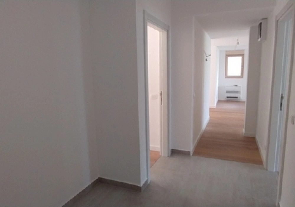 Apartments for sale 2 rooms, 144 m². Kotor. 