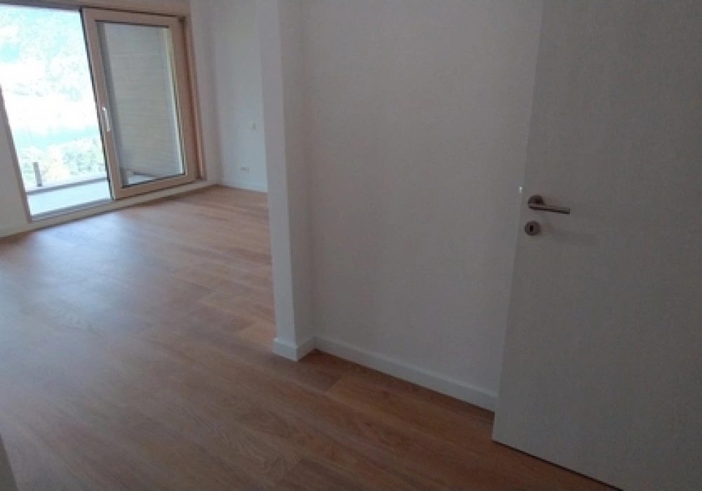 Apartments for sale 2 rooms, 144 m². Kotor. 