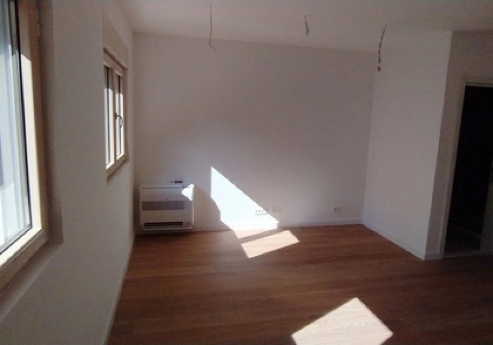 Apartments for sale 2 rooms, 144 m². Kotor. 