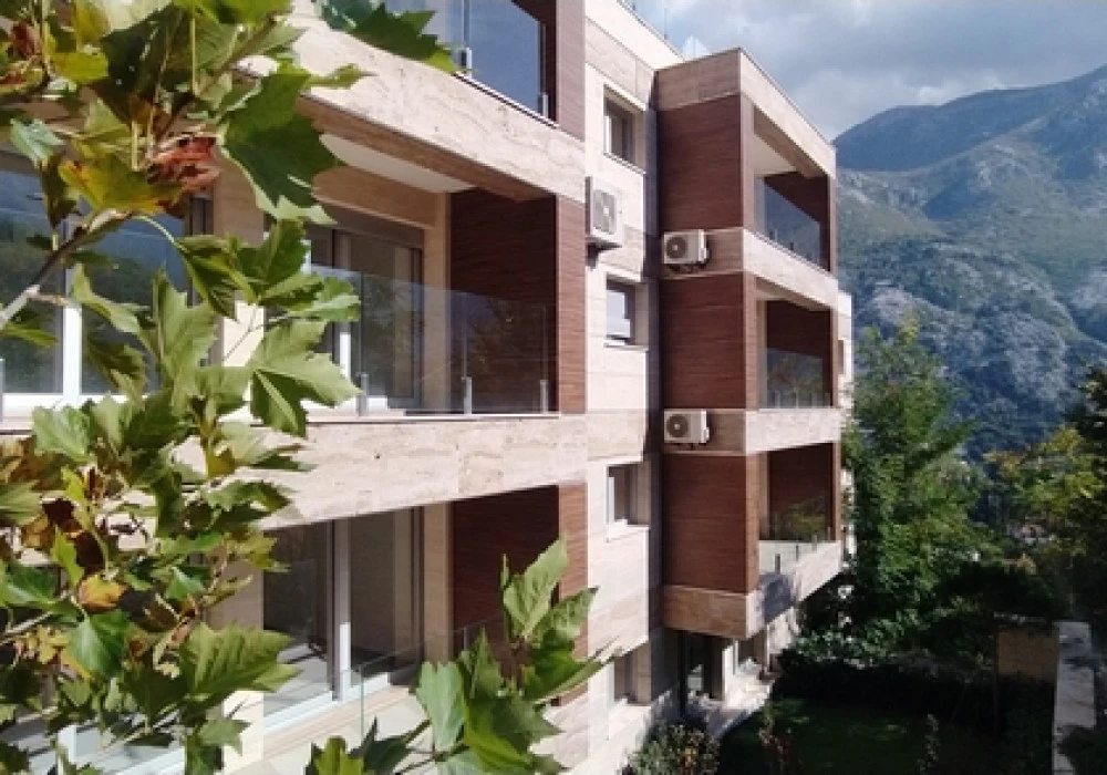 Stan na prodaju 2 собе, 431 m². Kotor. 