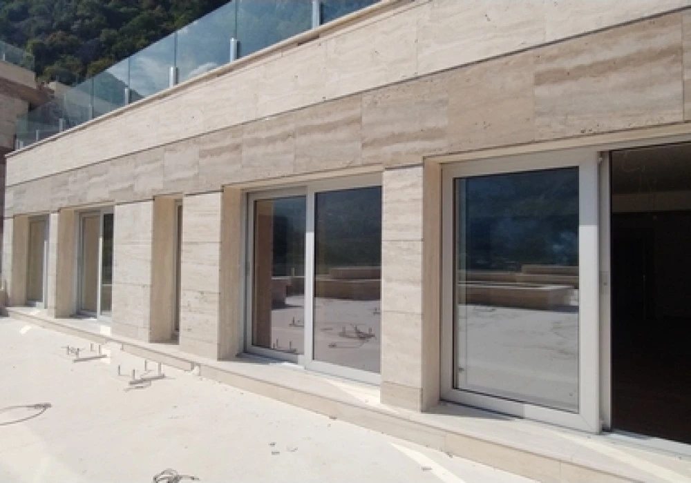 Stan na prodaju 2 собе, 431 m². Kotor. 