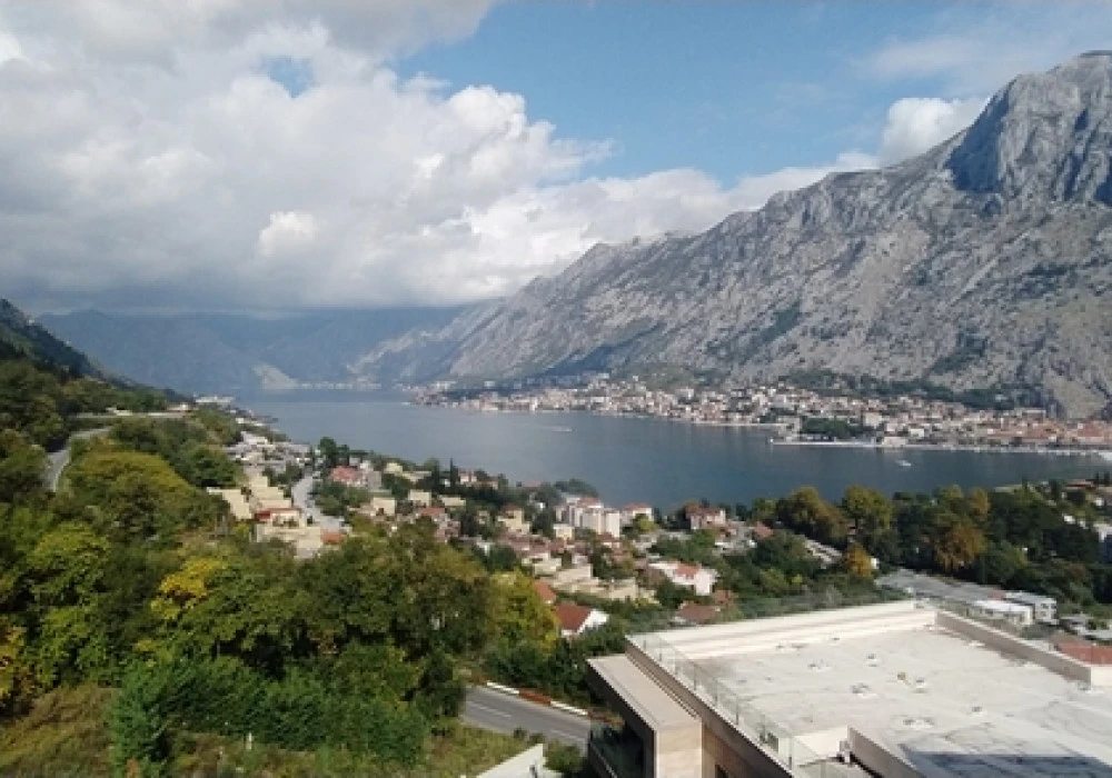 Stan na prodaju 2 собе, 431 m². Kotor. 