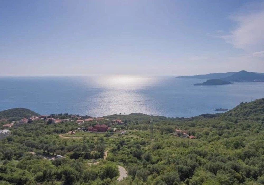 Land for sale for residential construction. Budva. 