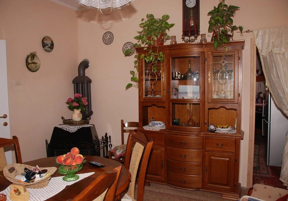 House for sale 2 rooms, 113 m². Herceg Novi. 