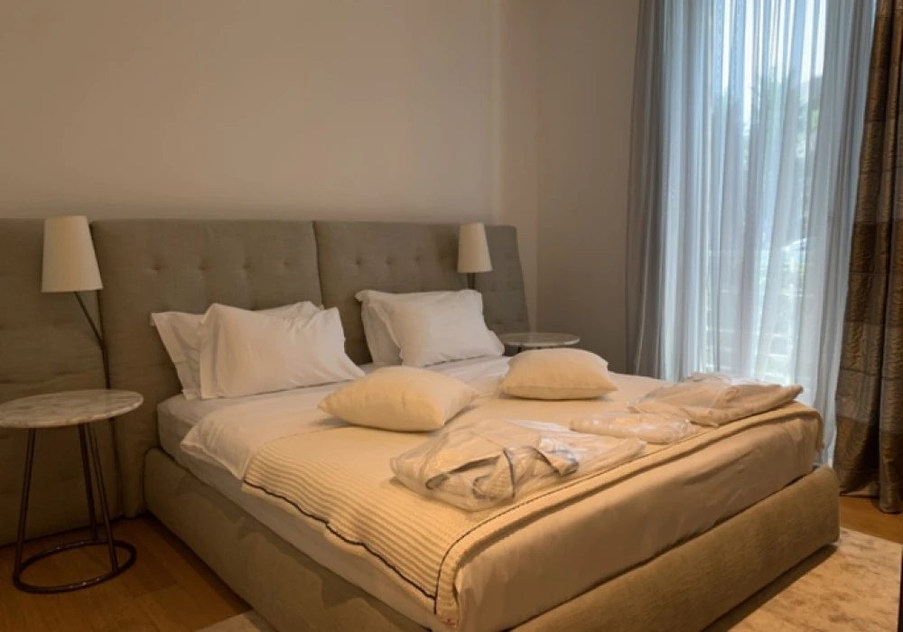 Apartments for sale 3 rooms, 505 m². Budva. 