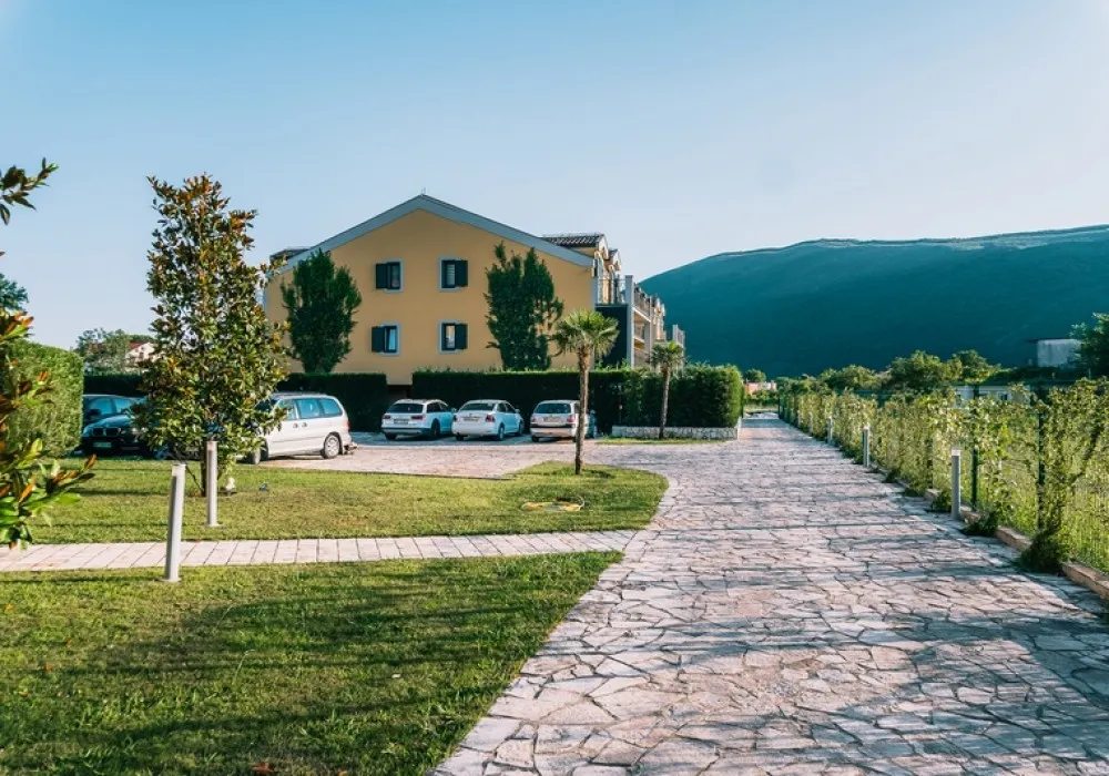 Gradski stan na prodaju 3 собе, 176 m². Budva. 