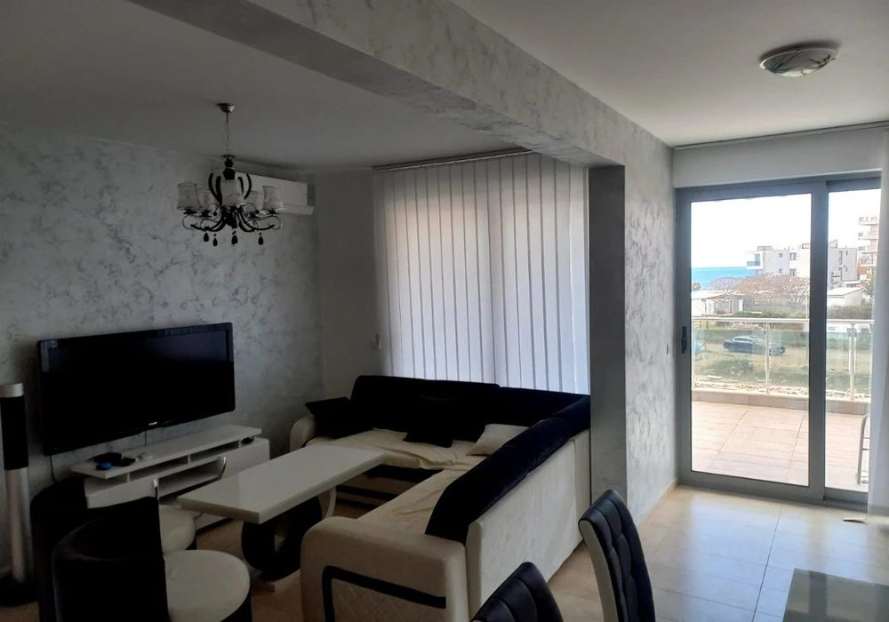 Apartments for sale 3 rooms, 160 m². Dobra voda. 