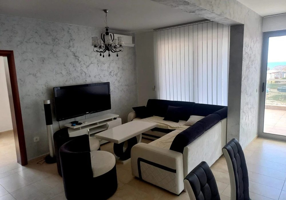 Apartments for sale 3 rooms, 160 m². Dobra voda. 