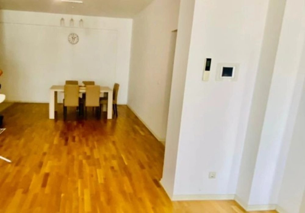 Stan na prodaju 2 собе, 86 m². Budva. 