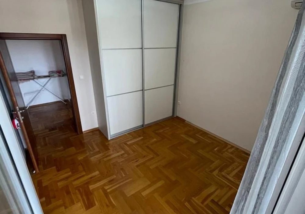 Apartments for sale 2 rooms, 100 m². Bar. 