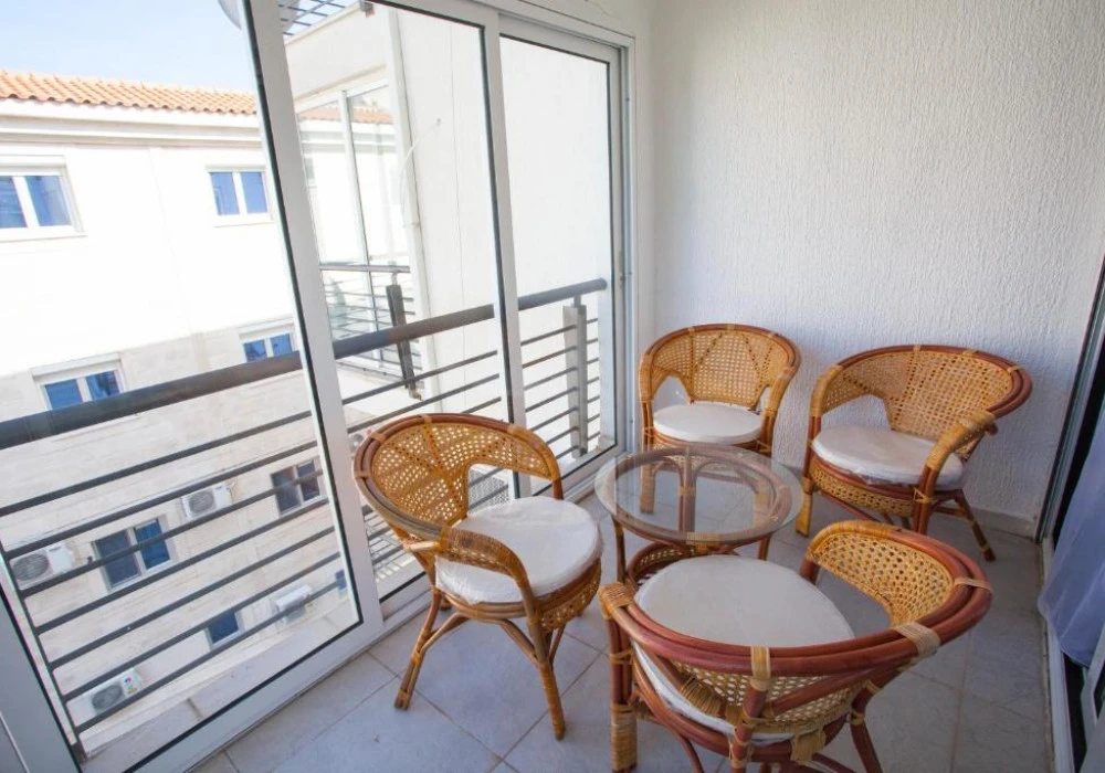 Apartments for sale 2 rooms, 78 m². Budva. 