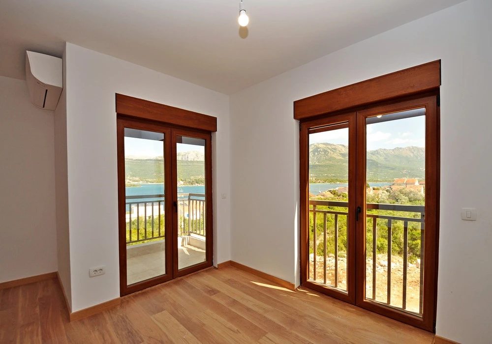 Stan na prodaju 2 собе, 77 m². Tivat. 