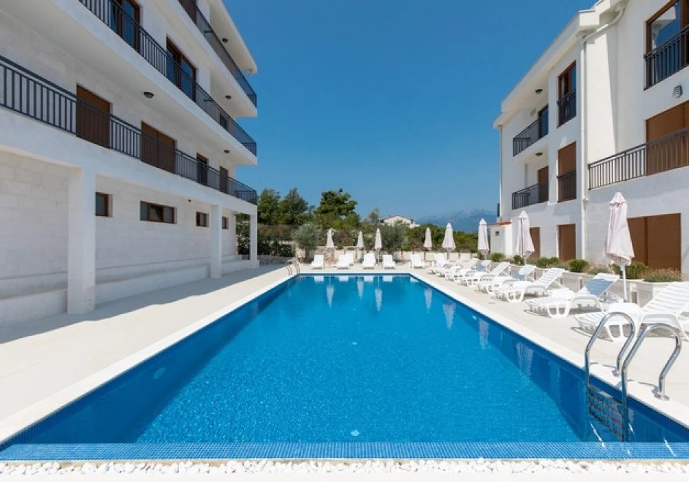 Apartments for sale 2 rooms, 77 m². Tivat. 