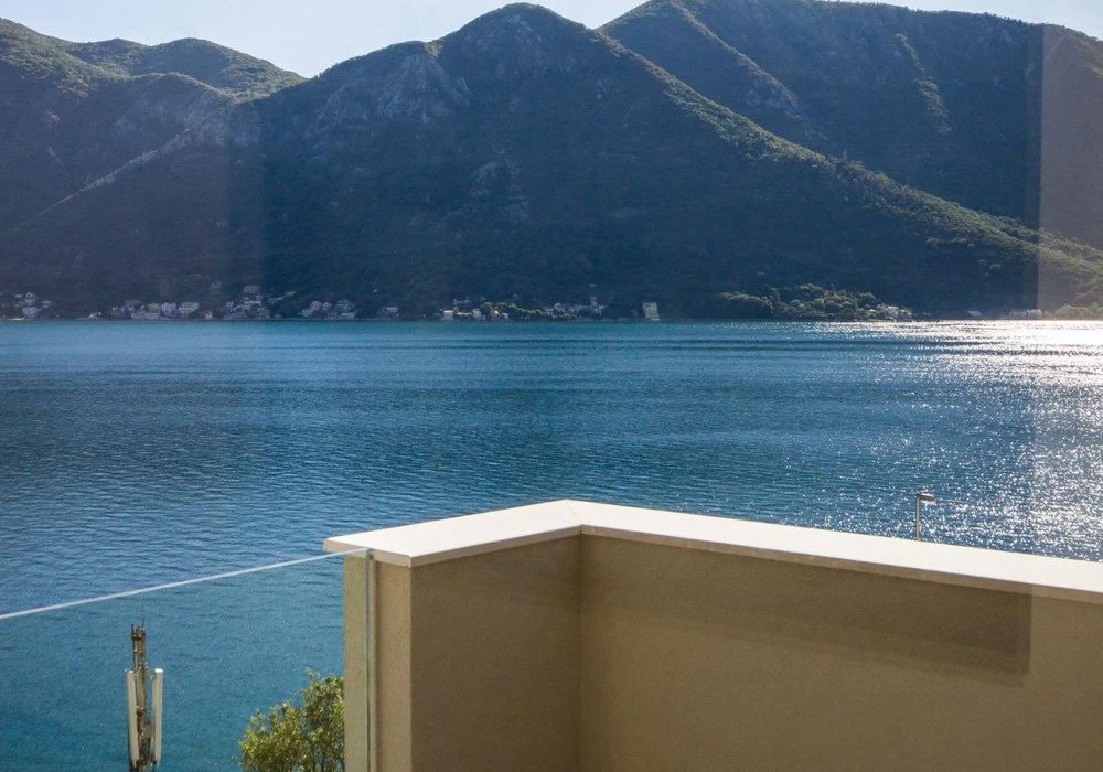 Stan na prodaju 2 собе, 94 m². Kotor. 