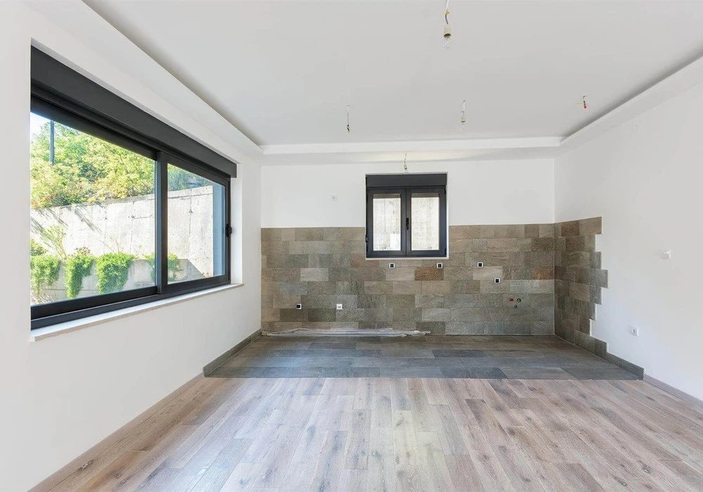 Stan na prodaju 2 собе, 94 m². Kotor. 