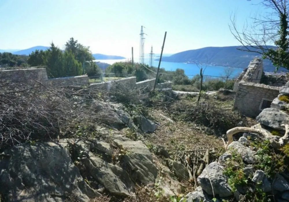 Land for sale for residential construction 60 m². Herceg Novi. 