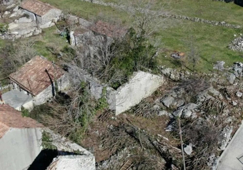 Zemljište na prodaju za stambenu izgradnju 60 m². Herceg Novi. 