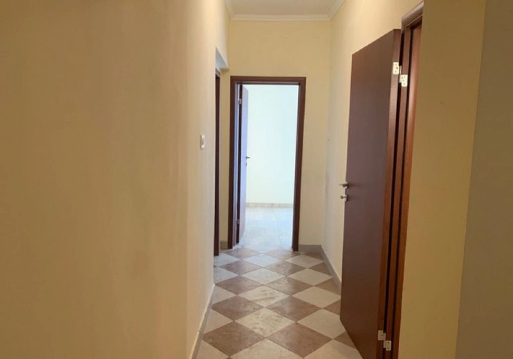 Kuća na prodaju 4 собе, 170 m². Kotor. 