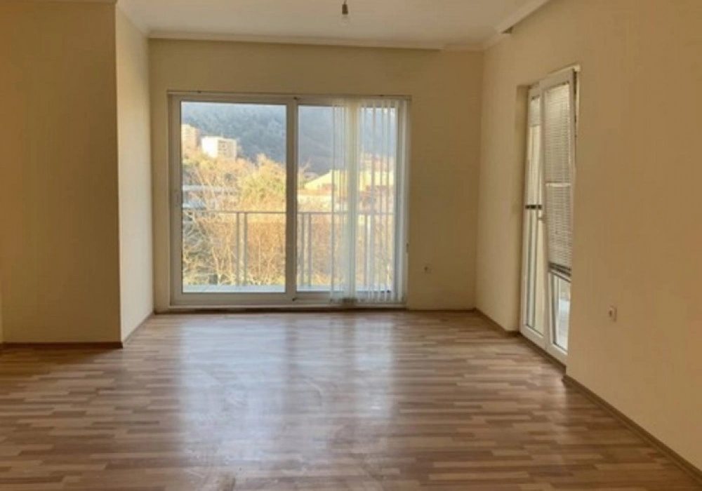 Kuća na prodaju 4 собе, 170 m². Kotor. 