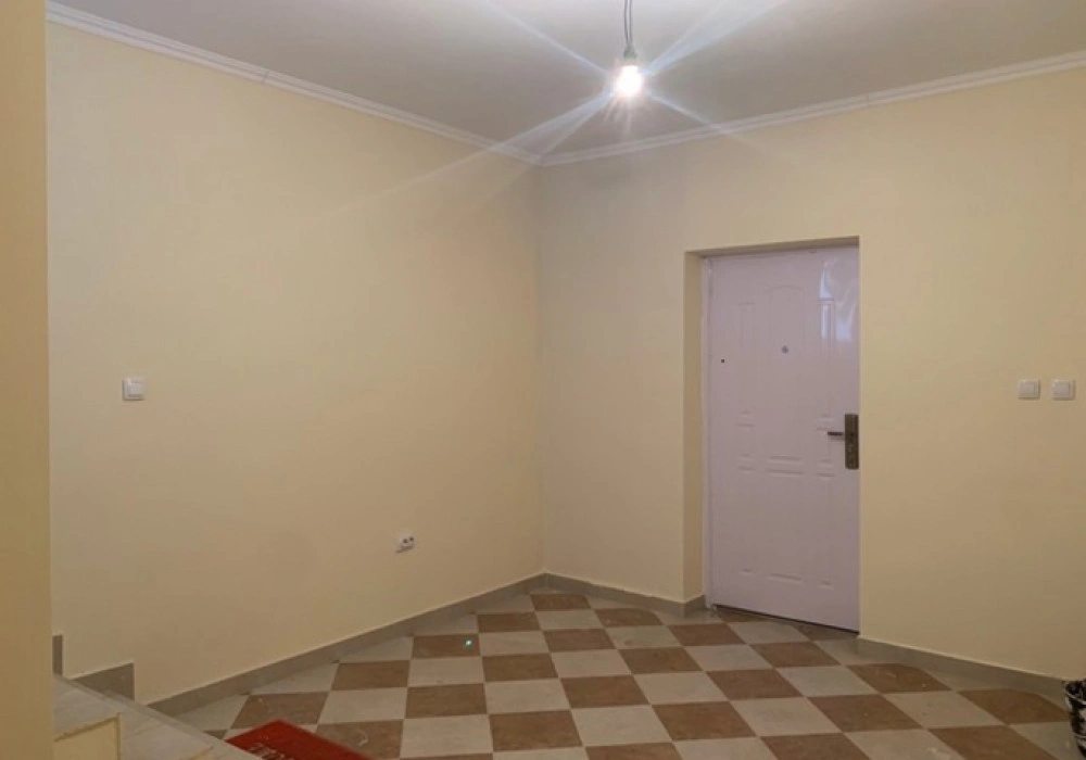 Kuća na prodaju 4 собе, 170 m². Kotor. 