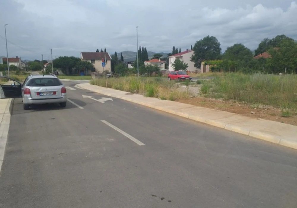 Land for sale for residential construction 932 m². Podgorica. 