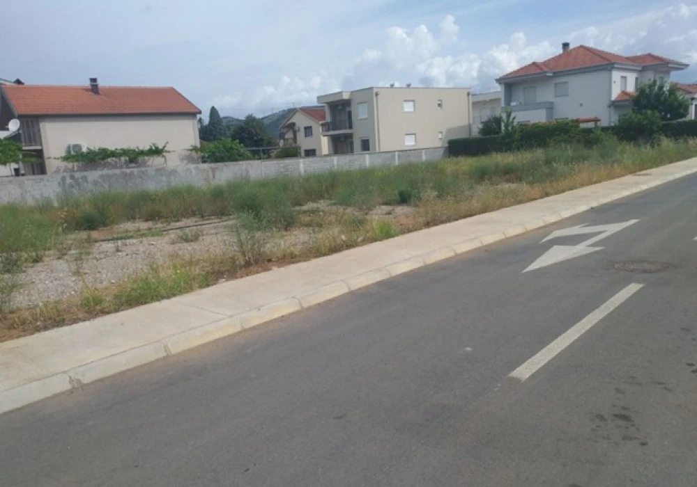 Land for sale for residential construction 932 m². Podgorica. 