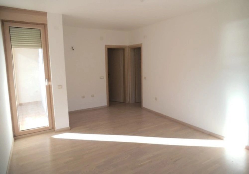 Stan na prodaju 2 собе, 106 m². Becici. 