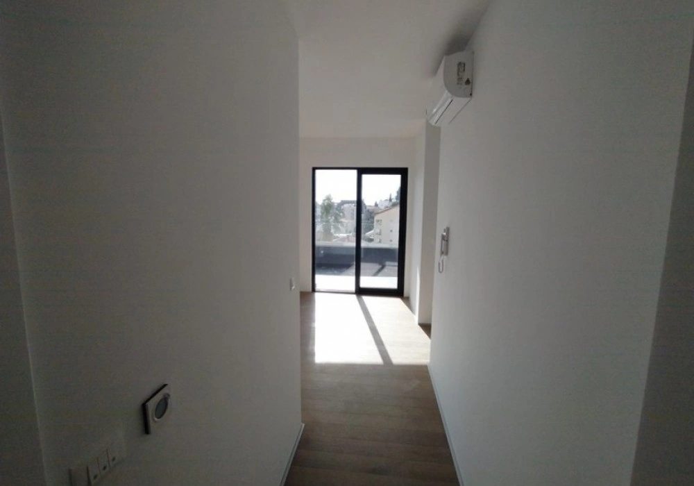 Apartments for sale 3 rooms, 121 m². Budva. 