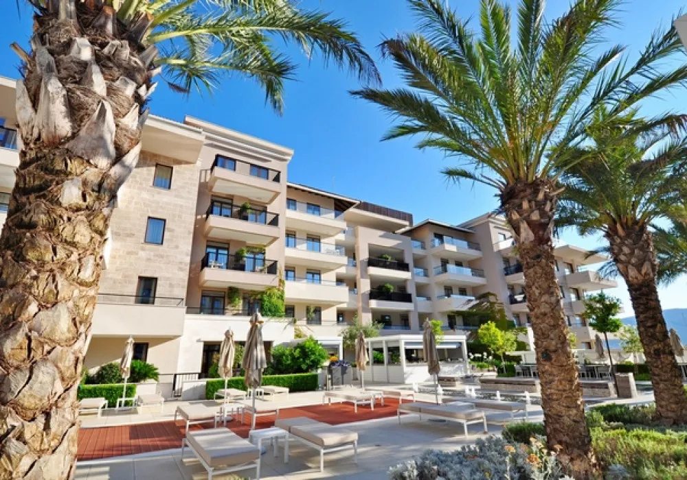 Apartments for sale 80 m². Tivat. 