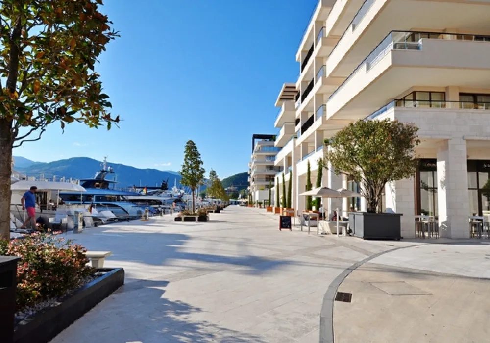 Apartments for sale 80 m². Tivat. 