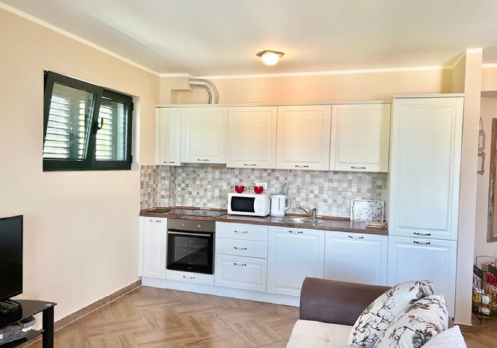 Stan na prodaju 2 собе, 74 m². Tivat. 