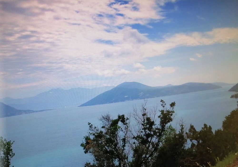 Land for sale for residential construction. Herceg Novi. 