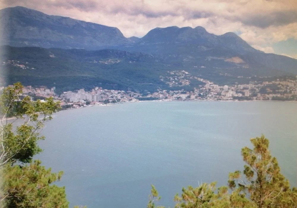 Land for sale for residential construction. Herceg Novi. 