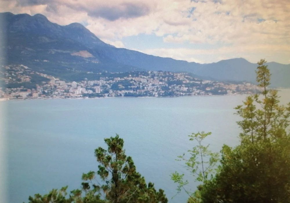 Land for sale for residential construction. Herceg Novi. 