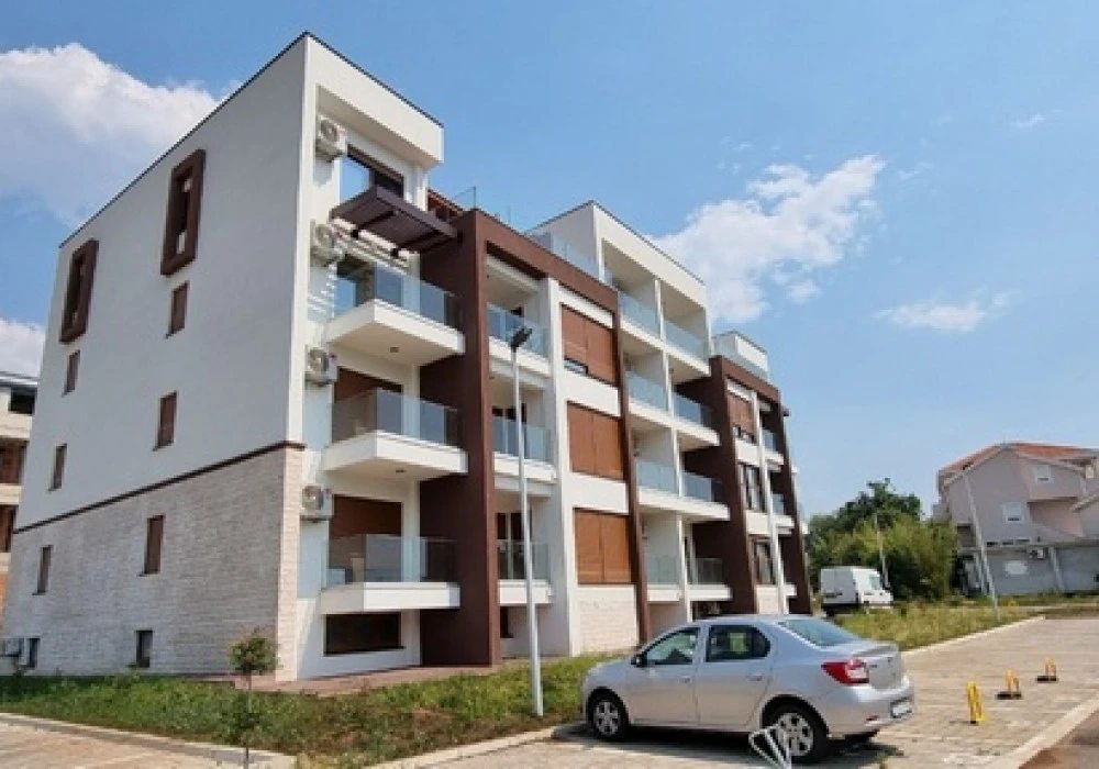 Apartments for sale 2 rooms, 72 m². Dobrota. 