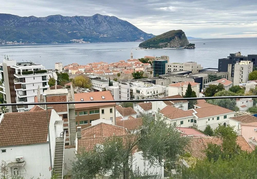 Apartments for sale 61 m². Budva. 