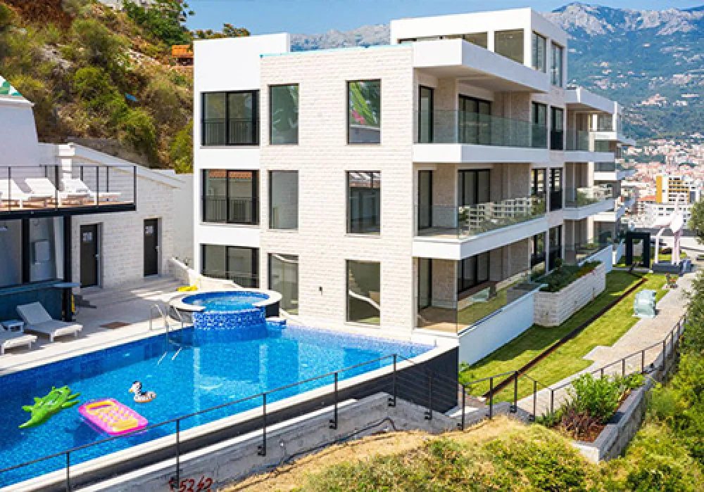 Apartments for sale 61 m². Budva. 