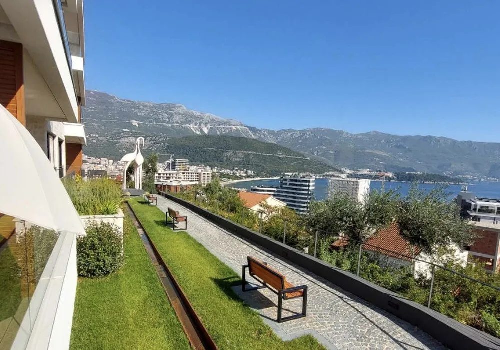 Apartments for sale 61 m². Budva. 