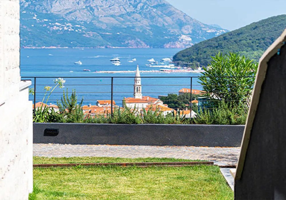 Apartments for sale 2 rooms, 111 m². Budva. 