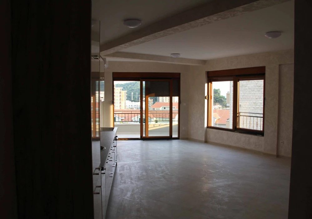 Stan na prodaju 2 собе, 76 m². Petrovac. 