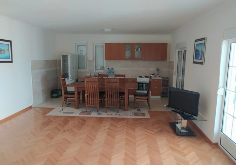 Kuća na prodaju 3 собе, 150 m². Uteha. 