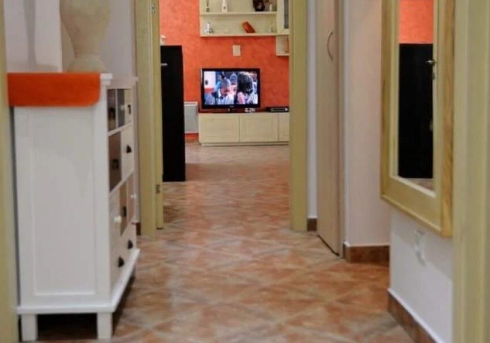 Apartments for sale 3 rooms, 100 m². Dobrota. 